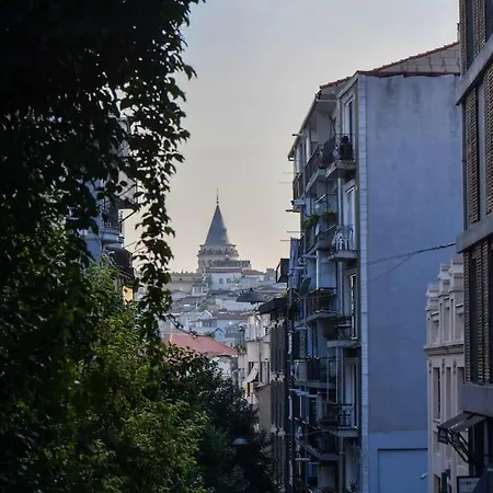 Taksim Private Terrace Close To Antique Store Galata Port Cihangir *