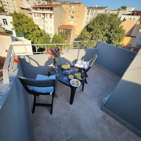 Taksim Private Terrace Close To Antique Store Galata Port Cihangir Istanbul