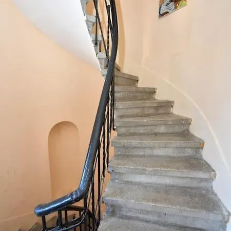 Taksim Private Terrace Close To Antique Store Galata Port Cihangir