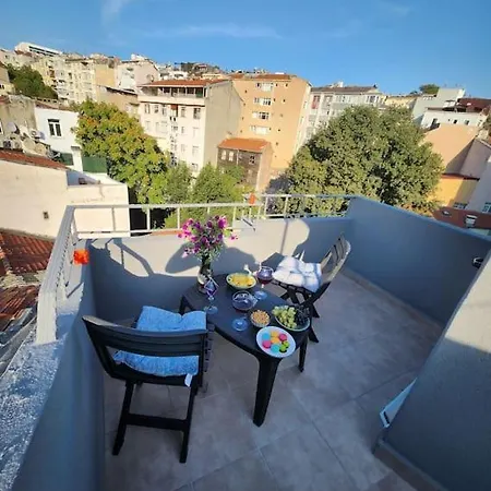 Lägenhet Taksim Private Terrace Close To Antique Store Galata Port Cihangir