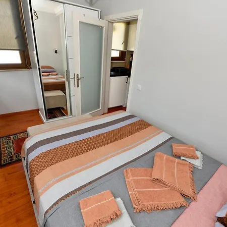 Taksim Private Terrace Close To Antique Store Galata Port Cihangir *