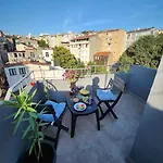 Taksim Private Terrace Close To Antique Store Galata Port Cihangir Istanbul