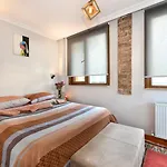 Taksim Private Terrace Close To Antique Store Galata Port Cihangir * Istanbul