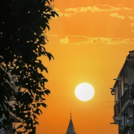 Taksim Private Terrace Close To Antique Store Galata Port Cihangir Apartment